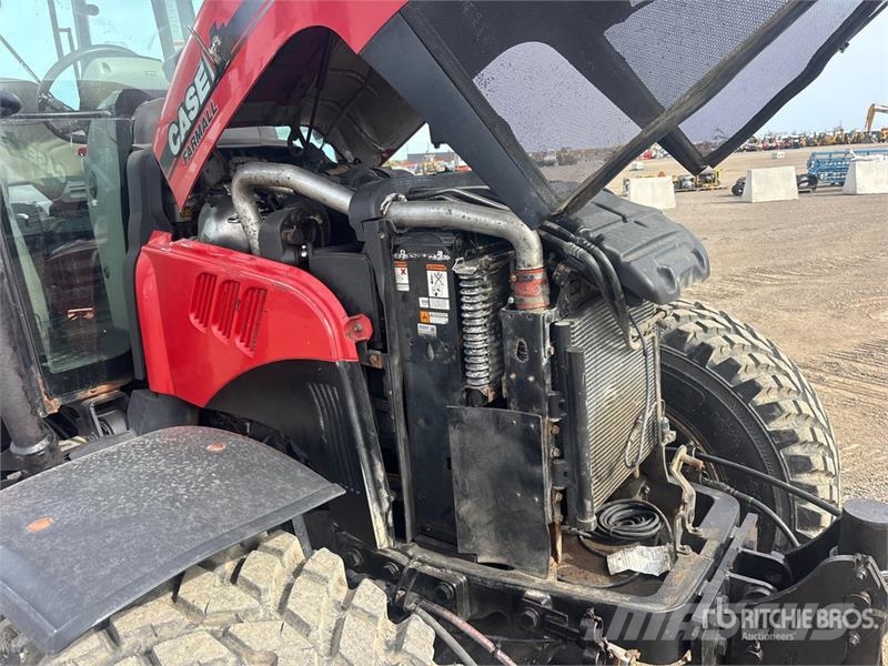 Case IH Farmall 115U 4WD Tractor Traktorok