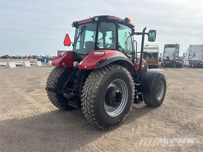 Case IH Farmall 115U 4WD Tractor Traktorok