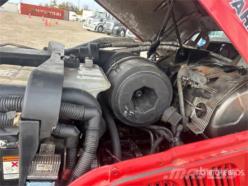 Case IH Farmall 115U 4WD Tractor Traktorok