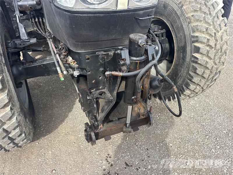 Case IH Farmall 115U 4WD Tractor Traktorok