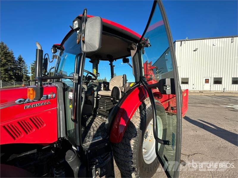Case IH Farmall 75C 4WD Tractor Traktory