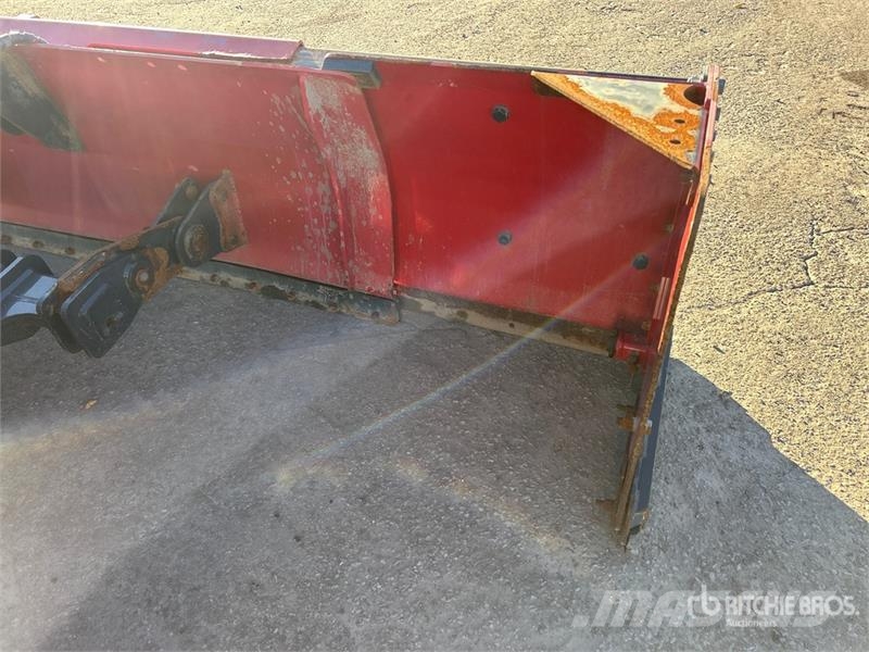 Case IH Farmall 75C 4WD Tractor Traktory