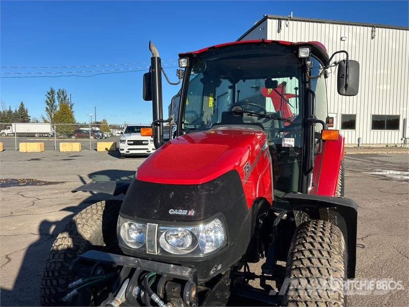 Case IH Farmall 75C 4WD Tractor Traktory