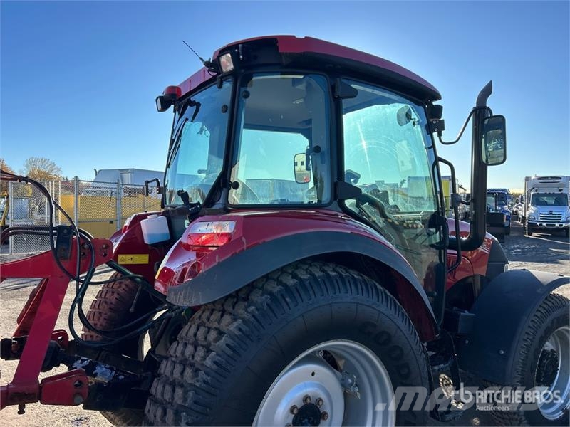 Case IH Farmall 75C 4WD Tractor Traktory
