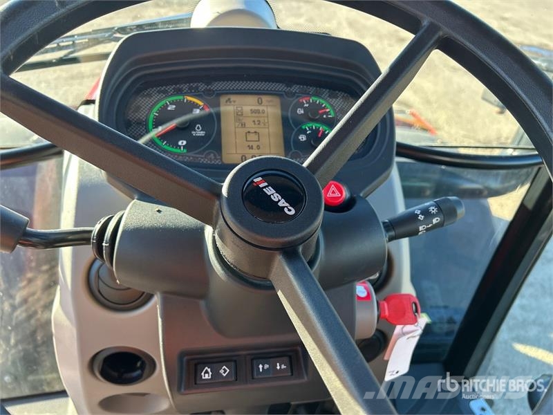 Case IH Farmall 75C 4WD Tractor Traktory