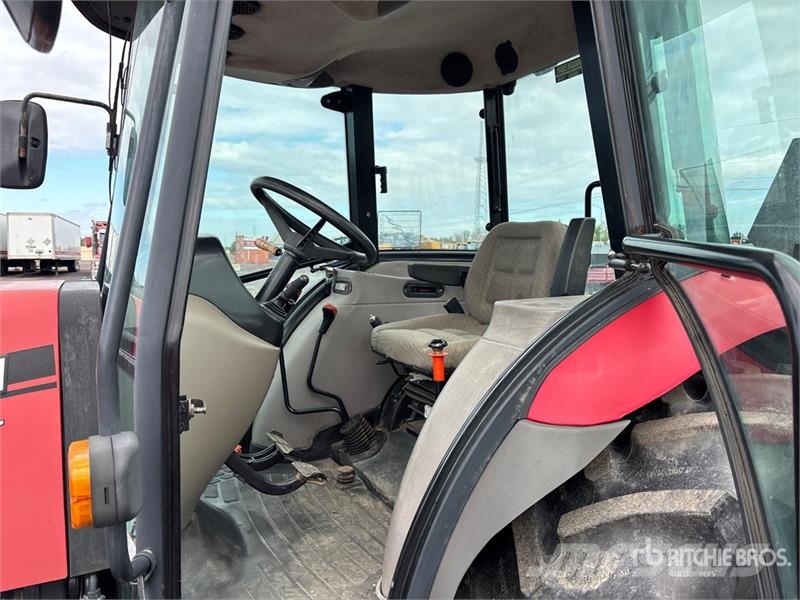 Case IH Farmall 95 4WD Tractor Tractors