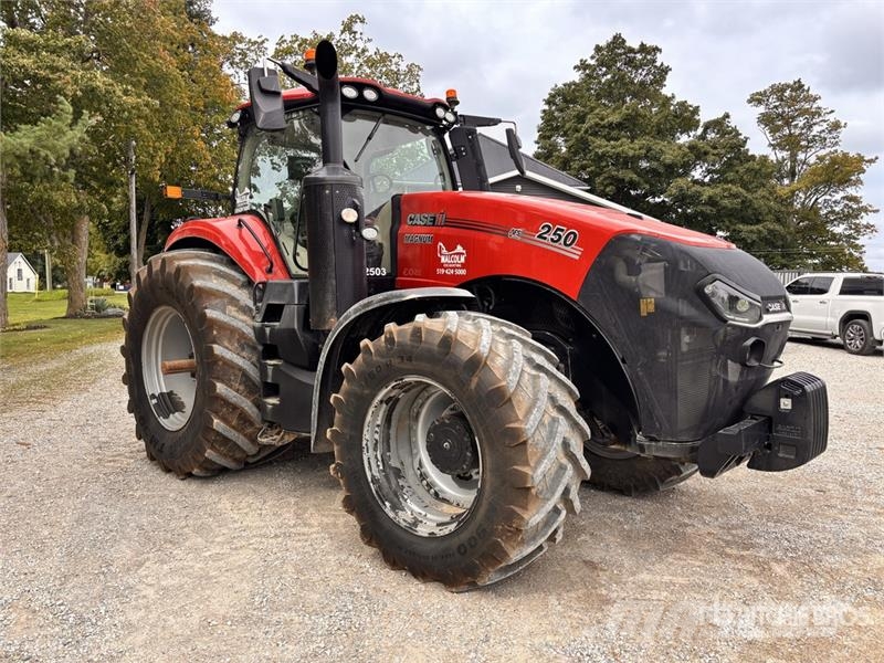 Case IH Magnum 250 4WD Tractor Tractores