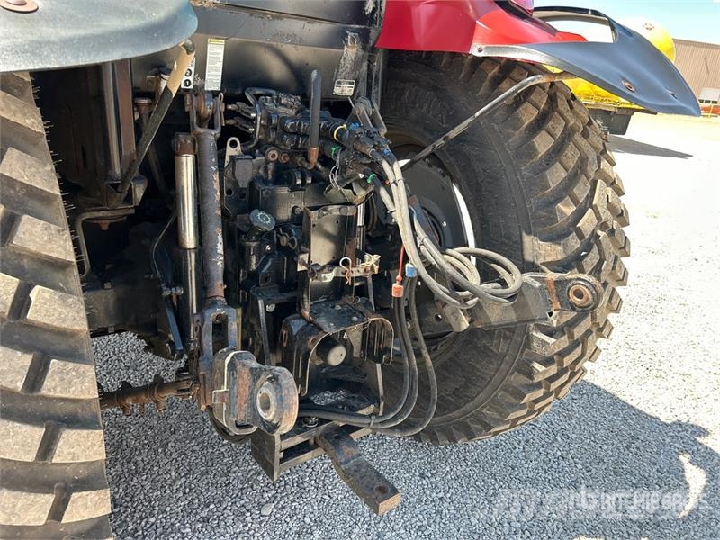 Case IH Maxxum 125 4WD Tractor Trattori