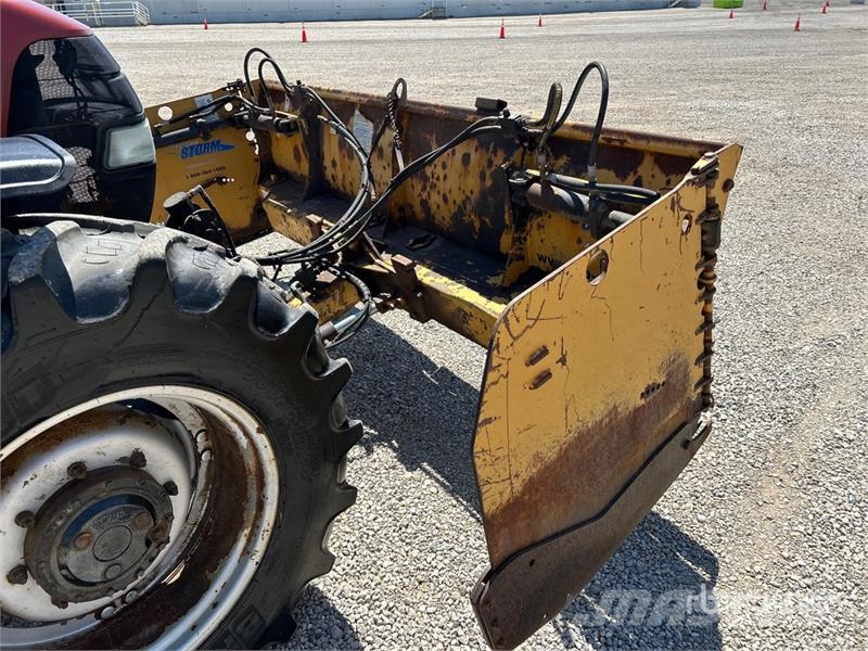 Case IH Maxxum 125 4WD Tractor Trattori