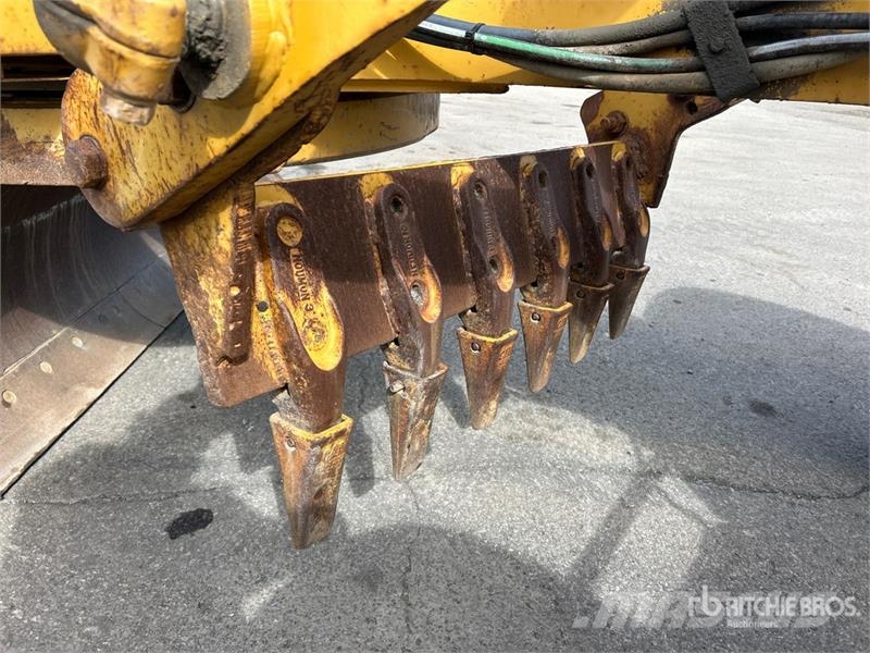 CAT 140 VHP PLUS Motor Grader Graders