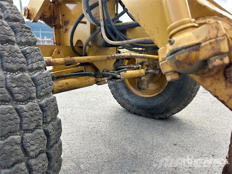 CAT 140 VHP PLUS Motor Grader Graders