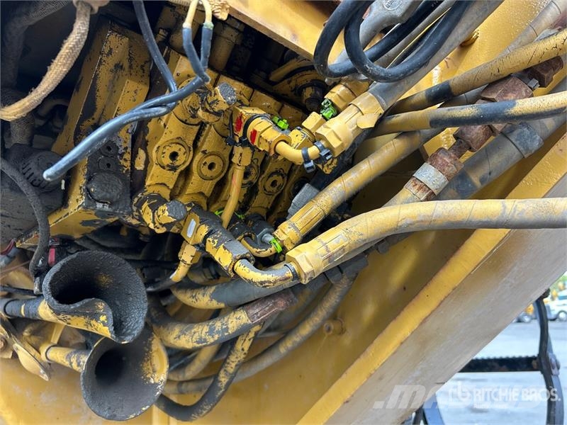 CAT 140 VHP PLUS Motor Grader Graders