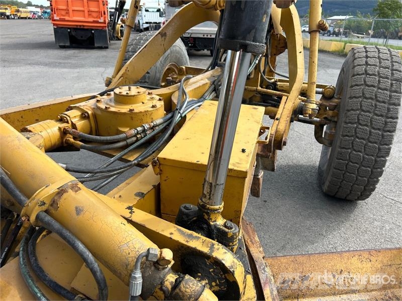CAT 140 VHP PLUS Motor Grader Graders