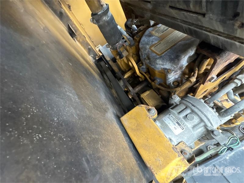 CAT 14H Motor Grader モーターグレーダー