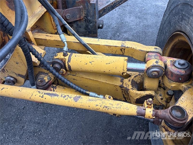 CAT 14H Motor Grader モーターグレーダー