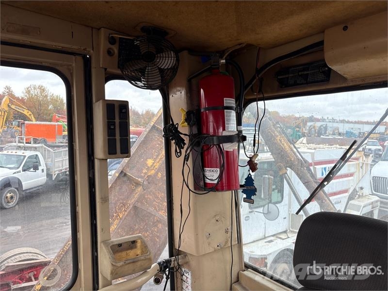 CAT 14H Motor Grader モーターグレーダー