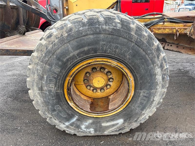 CAT 14H Motor Grader モーターグレーダー