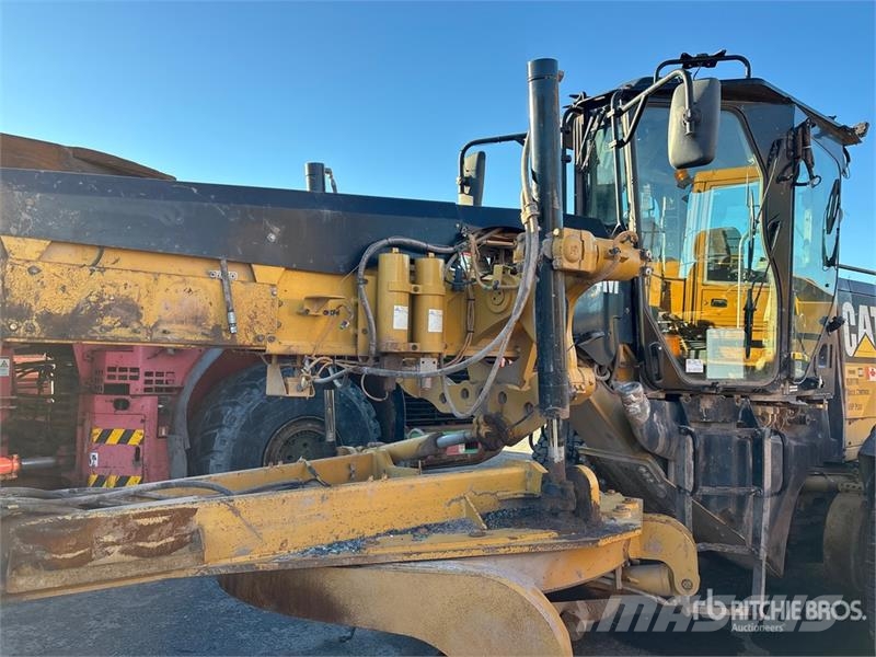 CAT 14M Motor Grader (Inoperable) Gredere