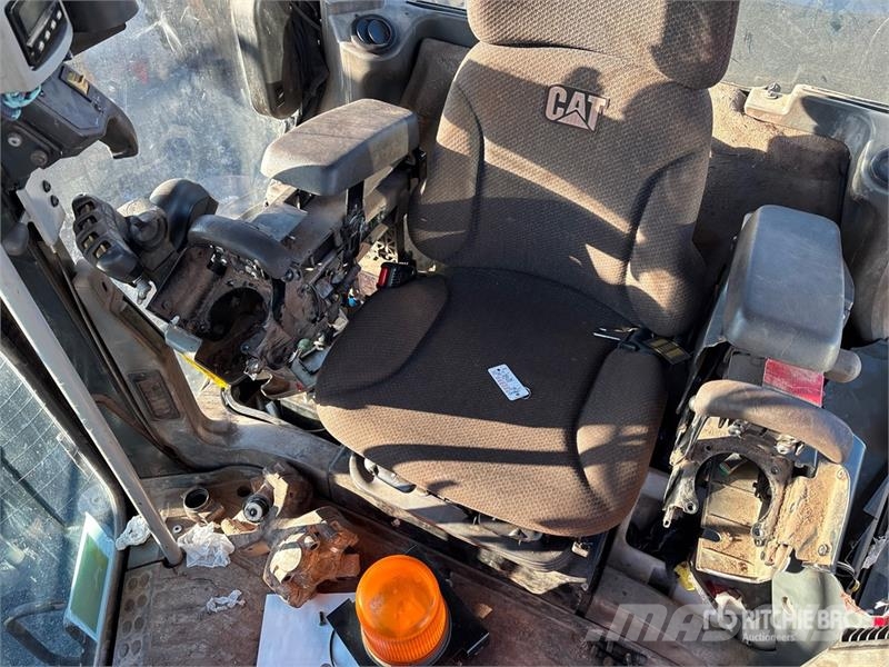CAT 14M Motor Grader (Inoperable) Gredere