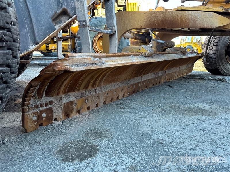 CAT 14M Motor Grader (Inoperable) Gredere