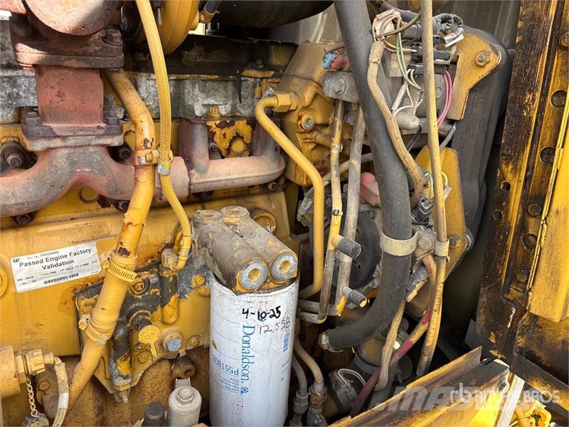 CAT 160M Motor Grader Grejderi