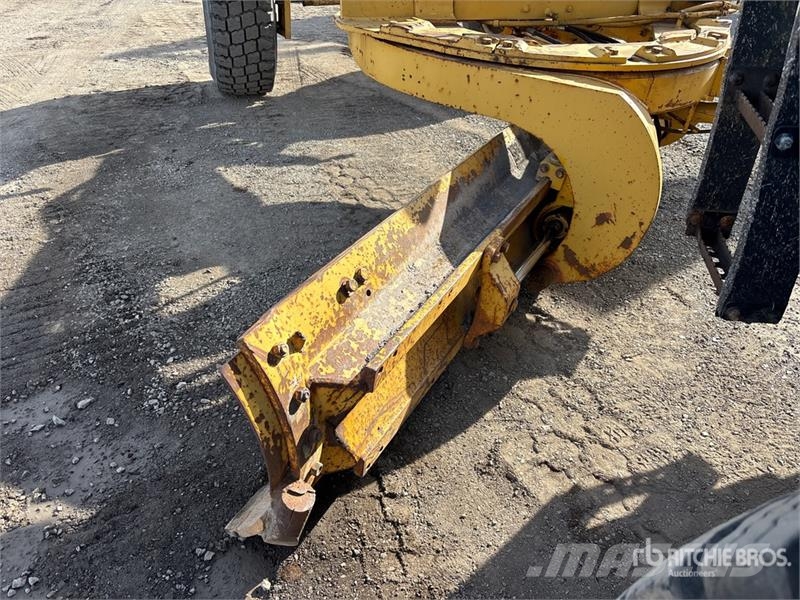 CAT 160M Motor Grader Grejderi