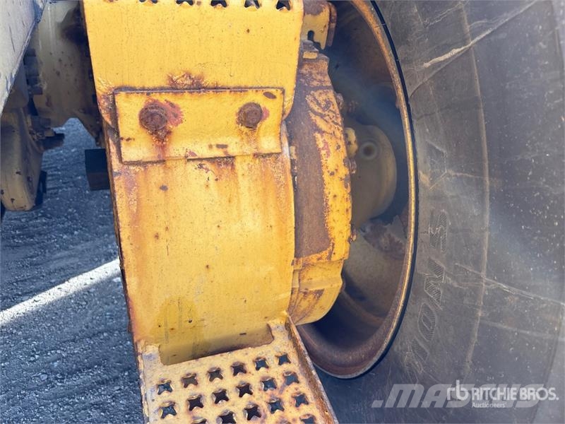 CAT 160M Motor Grader Grejderi