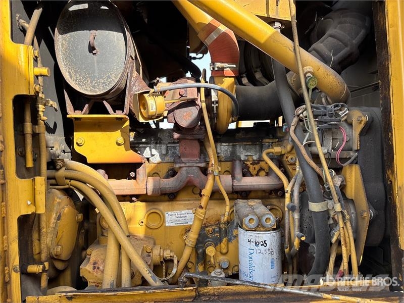 CAT 160M Motor Grader Grejderi