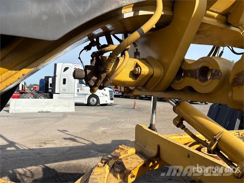 CAT 160M Motor Grader Grejderi