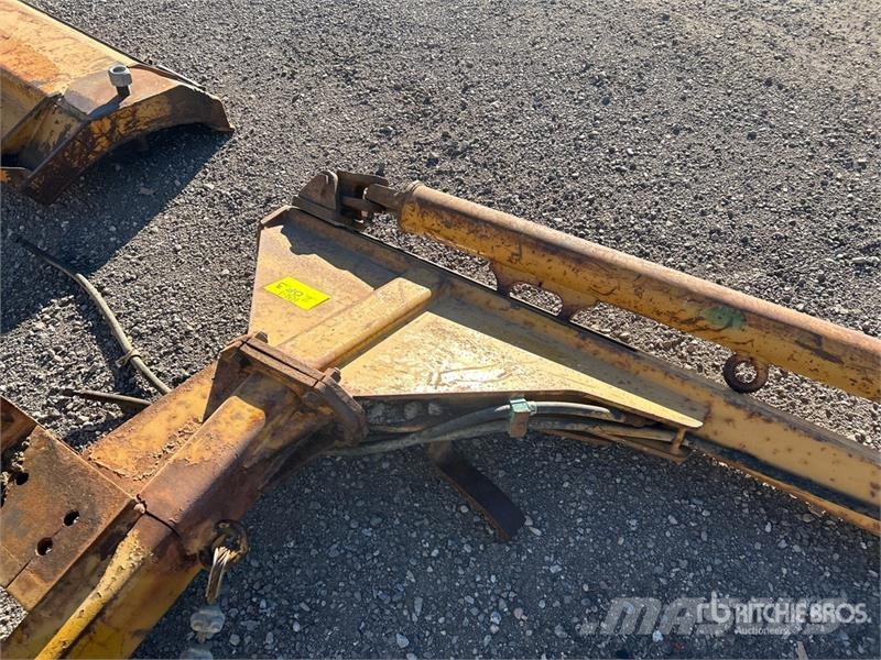CAT 168 in Motor Grader Blade Planierschilder/Scharen