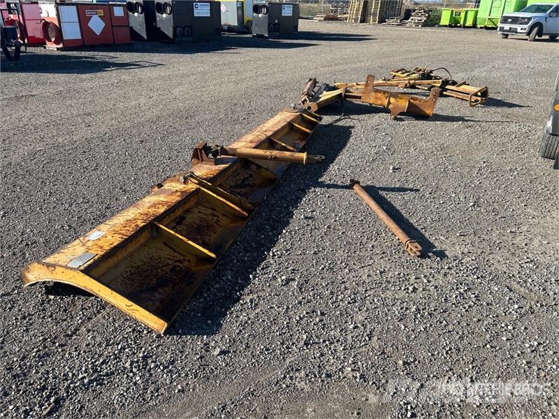 CAT 168 in Motor Grader Blade Planierschilder/Scharen