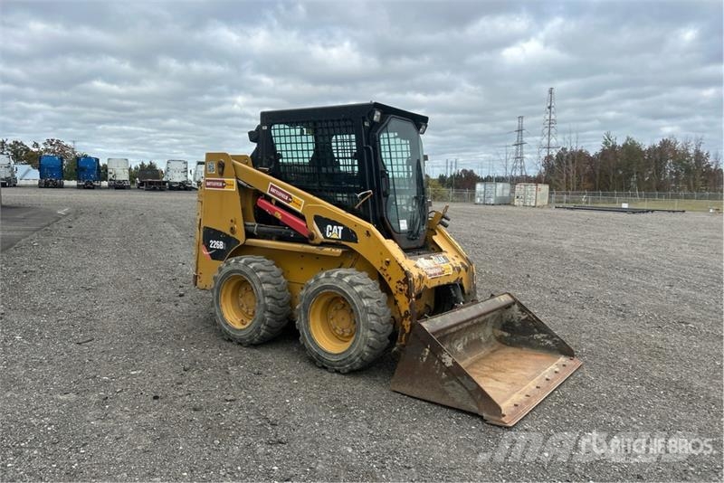 CAT 226B3 Skid Steer Loader Skid steer mini utovarivači
