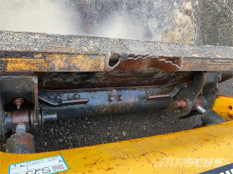 CAT 226B3 Skid Steer Loader Šmykom riadené nakladače
