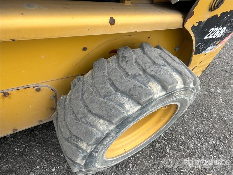 CAT 226B3 Skid Steer Loader Skid steer mini utovarivači