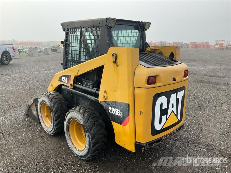 CAT 226B3 Skid Steer Loader Šmykom riadené nakladače