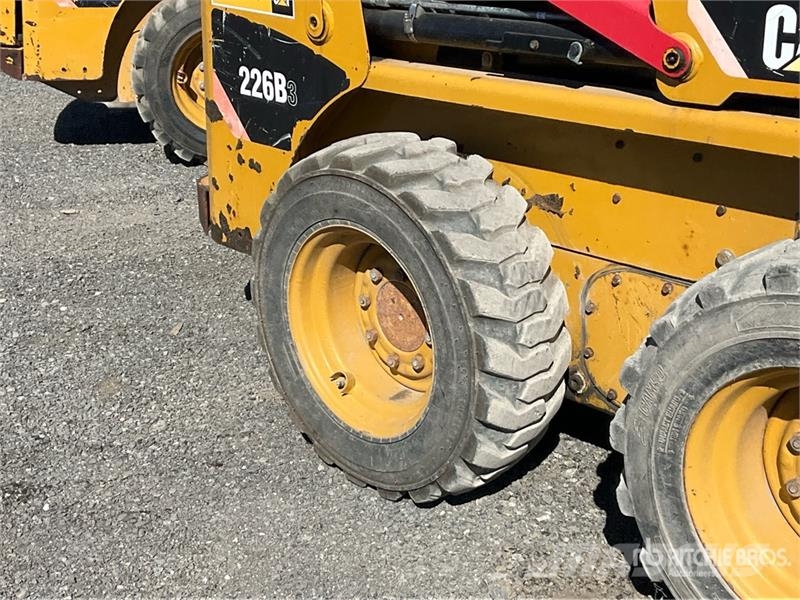 CAT 226B3 Skid Steer Loader Kompaktrakodók