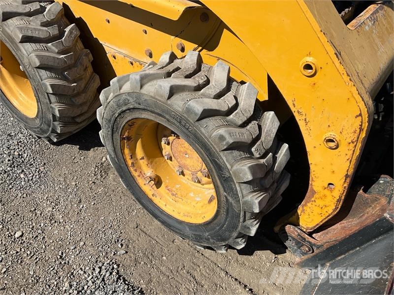CAT 226B3 Skid Steer Loader Kompaktrakodók