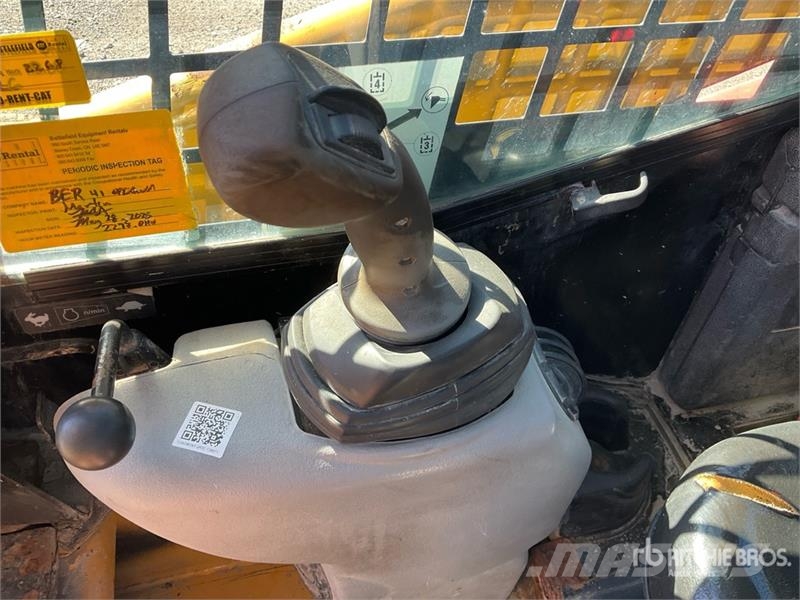 CAT 226B3 Skid Steer Loader Kompaktrakodók