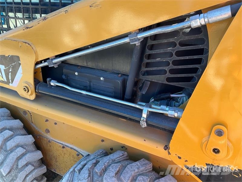 CAT 226B3 Skid Steer Loader Kompaktrakodók