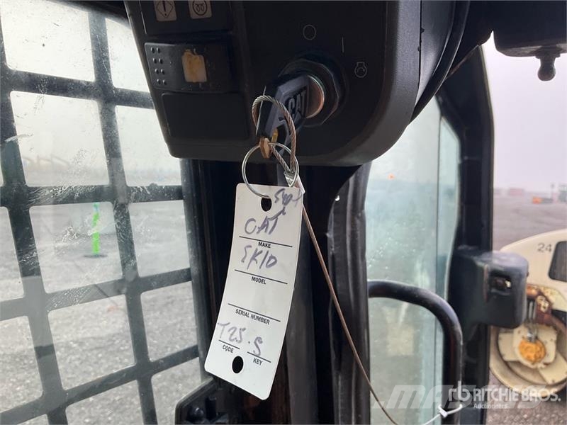 CAT 226B3 Skid Steer Loader Šmykom riadené nakladače