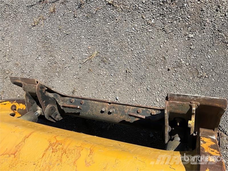 CAT 226B3 Skid Steer Loader Kompaktrakodók