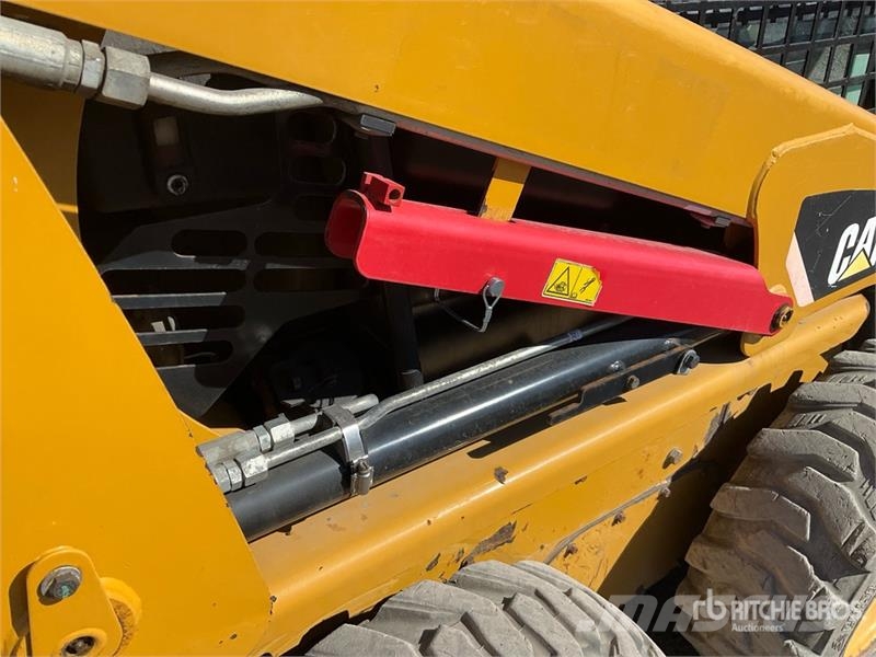CAT 226B3 Skid Steer Loader Kompaktrakodók