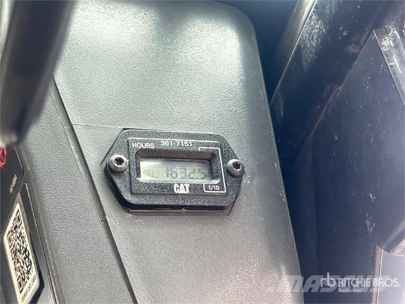 CAT 226B3 Skid Steer Loader Skid steer mini utovarivači