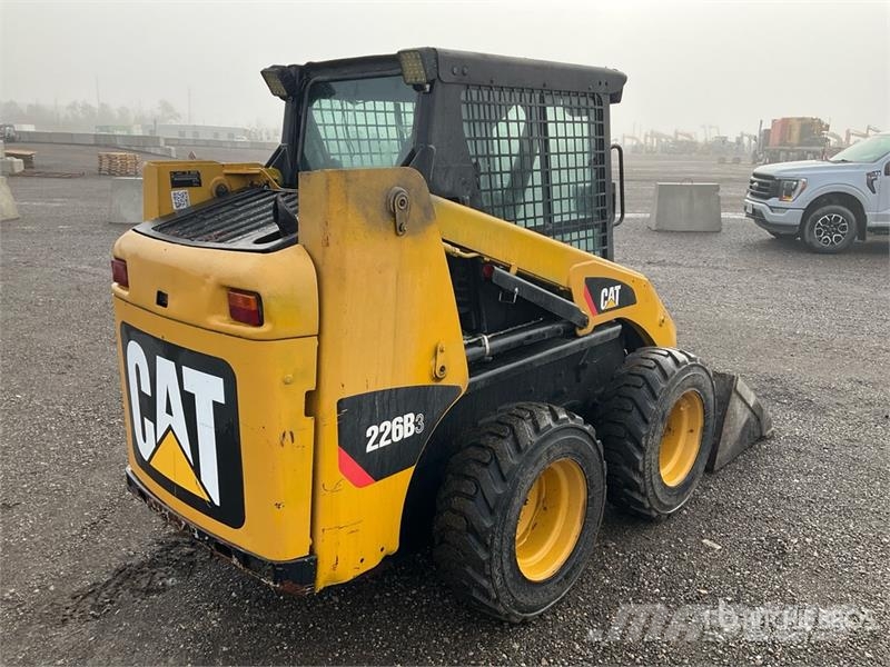 CAT 226B3 Skid Steer Loader Šmykom riadené nakladače