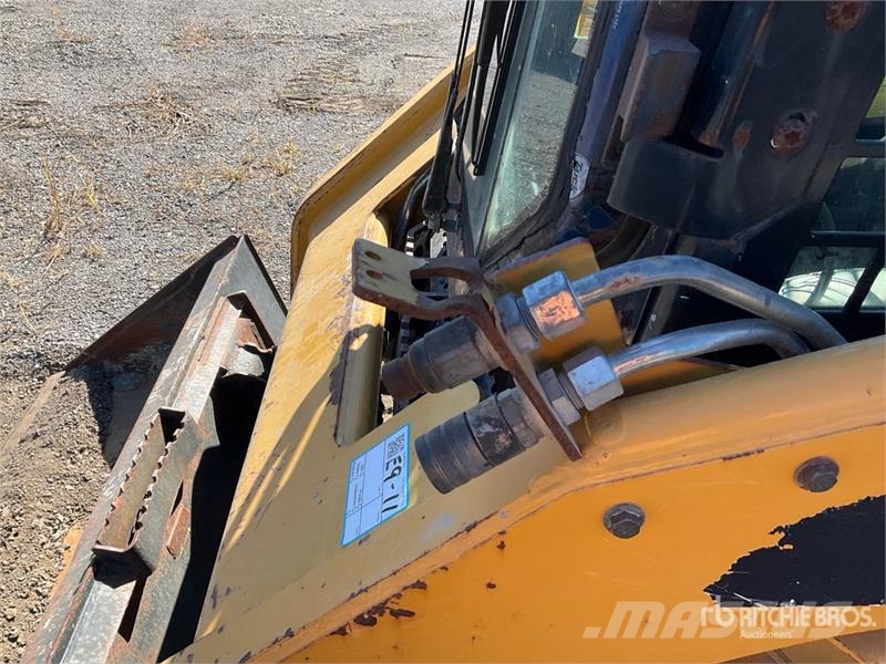 CAT 226B3 Skid Steer Loader Kompaktrakodók