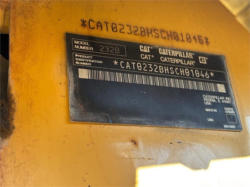 CAT 232B Kompaktrakodók