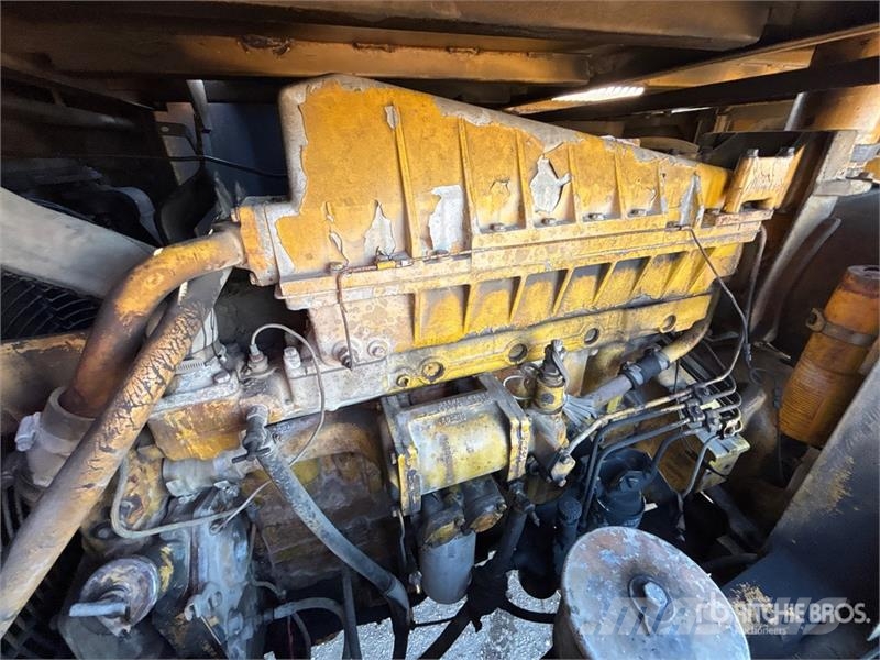 CAT 235C Escavatori cingolati