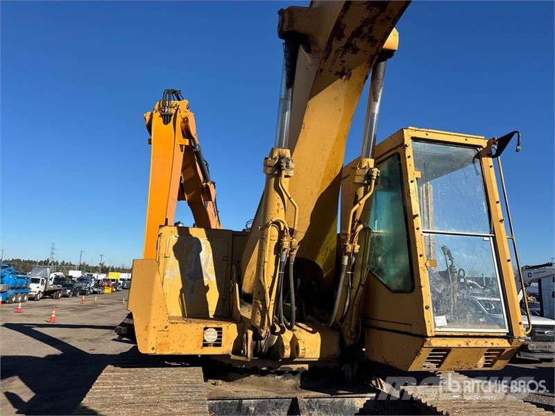 CAT 235C Escavatori cingolati