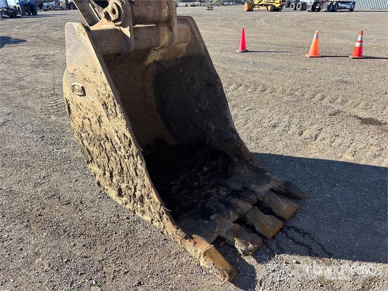 CAT 235C Escavatori cingolati