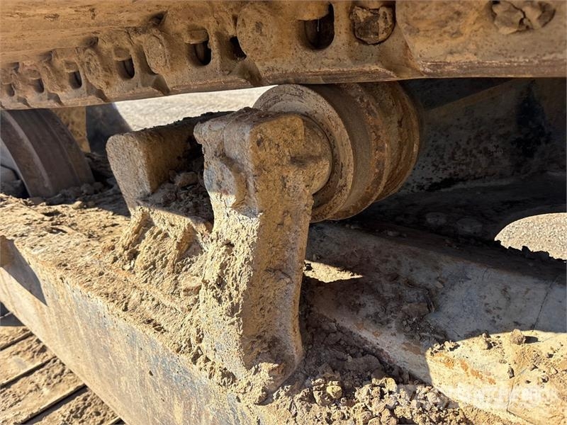 CAT 235C Escavatori cingolati